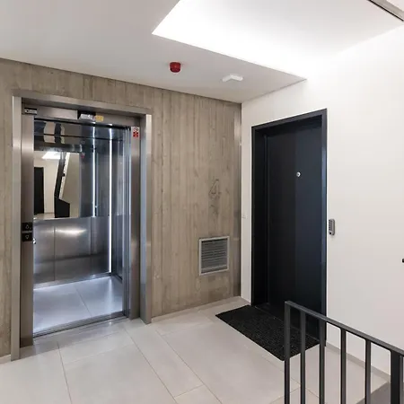 Contemporary With Garage Parking Daire *