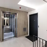 Contemporary With Garage Parking Appartement *